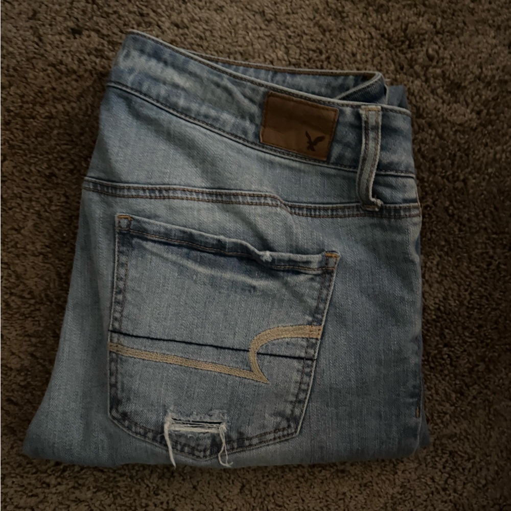 American eagle “tomgirl” Jeans